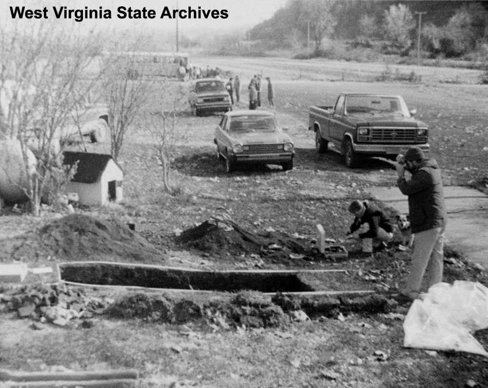 Archaeology dig to reveal the kitchen foundation at the Albert Gallatin Jenkins house, Greenbottom, November 1988. West Virginia State Archives, Clara Knight Collection, West Virginia State Archives (278806)