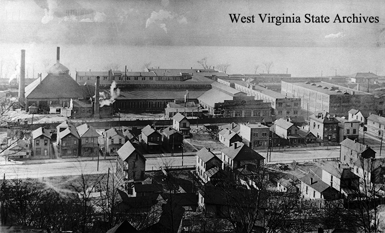 Follansbee Steel Mill and the Jefferson Glass Company, undated.  Anthony Pierantozzi Collection, West Virginia State Archives (271108)