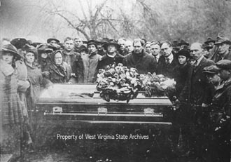 Devil Anse Hatfield in casket