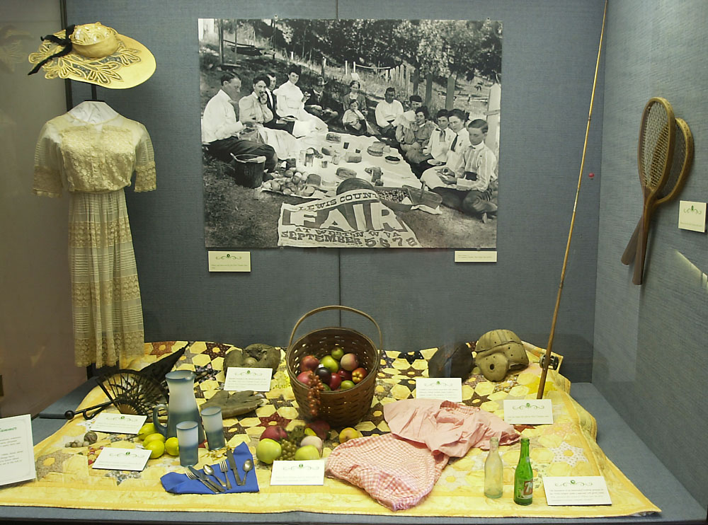 The picnic exhibit larger.