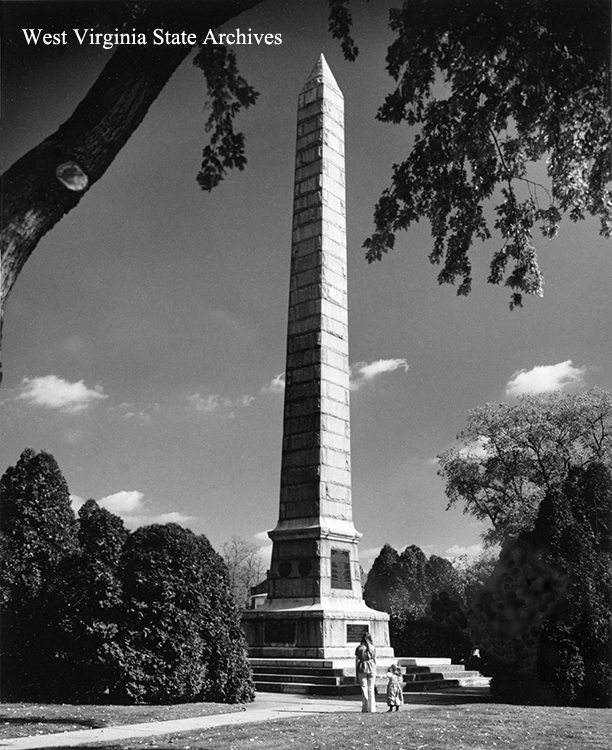 Battle monument at Tu-Endie-Wei State Park, Point Pleasant, Mason, n.d., Gerald Ratliff, photographer. Commerce Collection, West Virginia State Archives (300504)