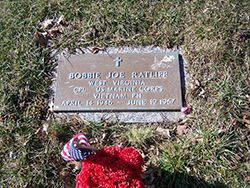 Military marker for Bobbie Joe Ratliff in Roselawn Memorial Gardens, Princeton, Mercer County. Courtesy Vietnam Veterans Memorial Fund